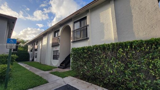 Kamienica w Coral Springs, Broward County