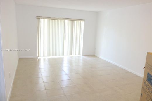 Residential complexes in Miami, Miami-Dade