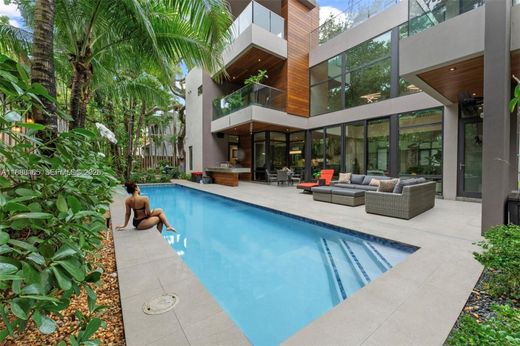Villa in Coconut Grove, Miami-Dade