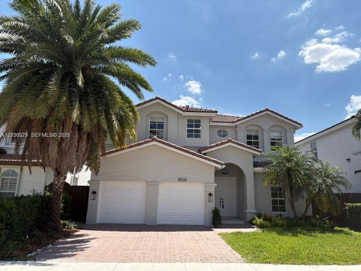 Villa in Doral, Miami-Dade