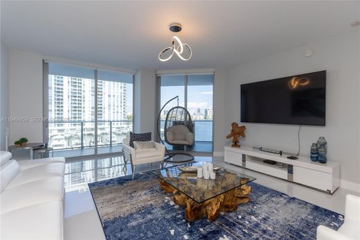 Residential complexes in North Miami Beach, Miami-Dade