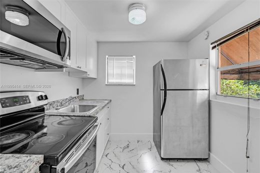 Complesso residenziale a Miami Shores, Miami-Dade County