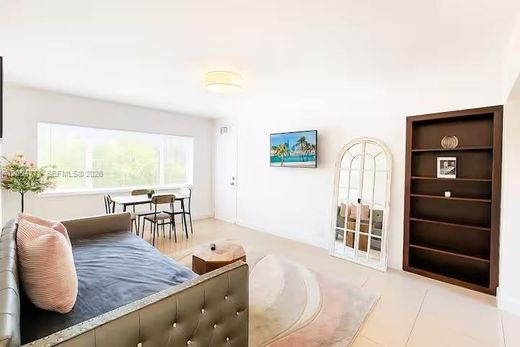 Complesso residenziale a Bay Harbor Islands, Miami-Dade County