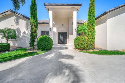 Villa in Hialeah Gardens, Miami-Dade