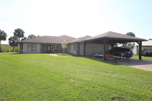 Villa a Buckhead Ridge, Glades County