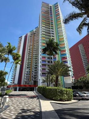 Residential complexes in Miami, Miami-Dade