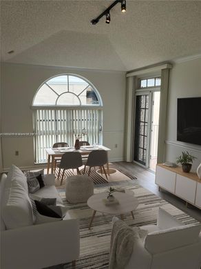 Κτίριο σε Coral Gables, Miami-Dade County