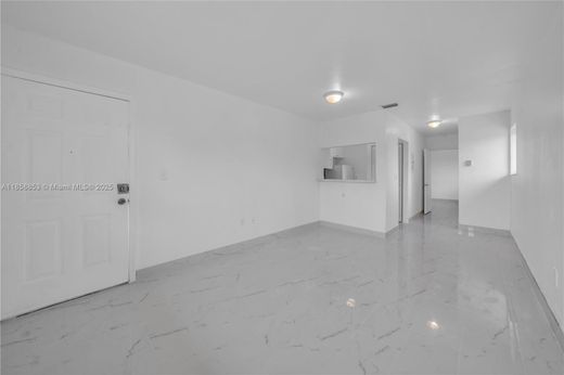 Kamienica w Miami, Miami-Dade County