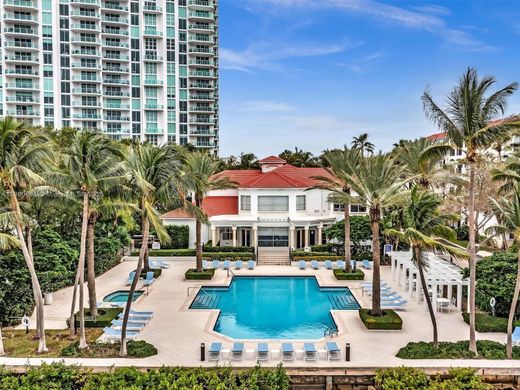 Complexes résidentiels à Aventura, Comté de Miami-Dade