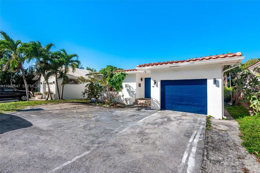 Villa in Surfside, Miami-Dade