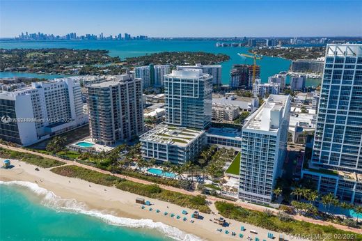 Residential complexes in Miami Beach, Miami-Dade