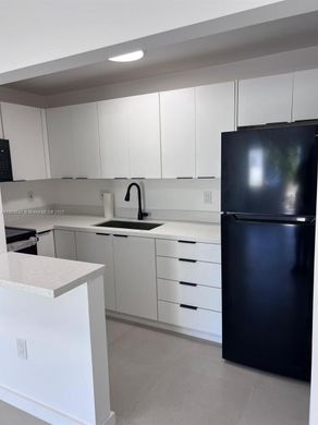 Kamienica w Miami, Miami-Dade County