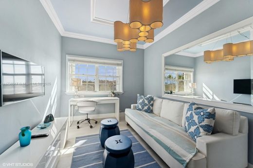 Residential complexes in Miami Beach, Miami-Dade