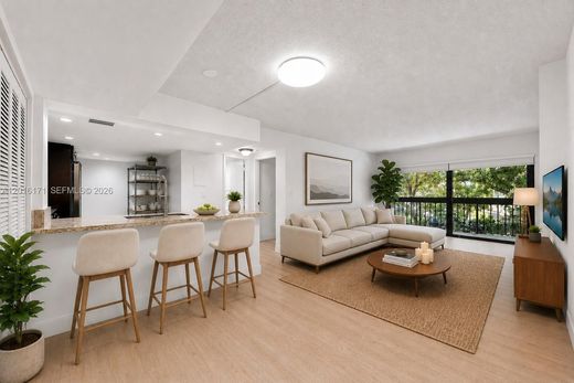 Жилой комплекс, Coral Gables, Miami-Dade County