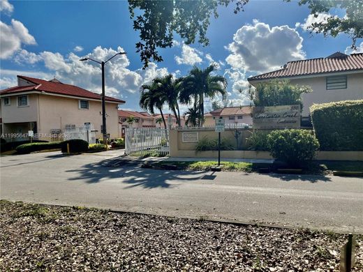 Residential complexes in Sweetwater, Miami-Dade