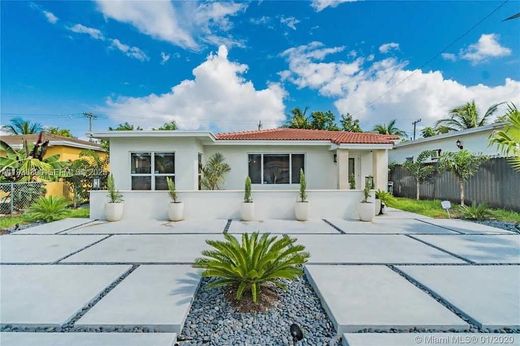 North Miami Beach, Miami-Dade Countyのヴィラ