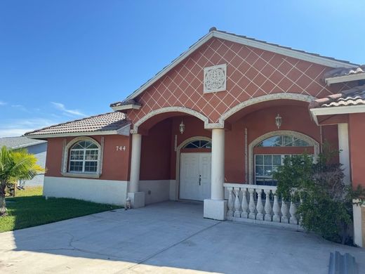 Villa Port Saint Lucie, Saint Lucie County