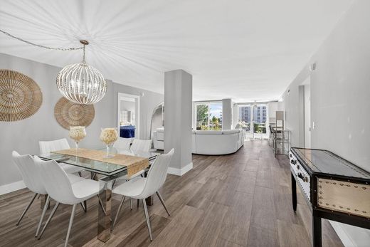 公寓楼  Pompano Beach, Broward County