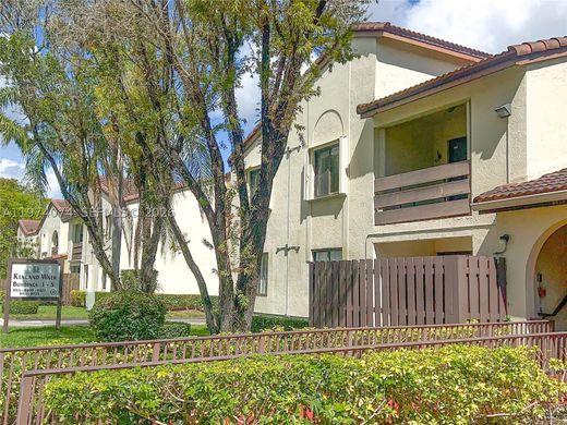 Residential complexes in Miami, Miami-Dade
