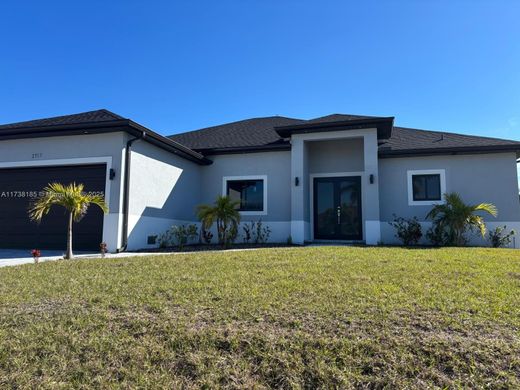 Βίλα σε Cape Coral, Lee County