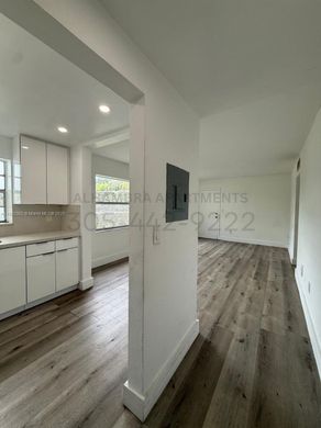 Complesso residenziale a Miami, Miami-Dade County