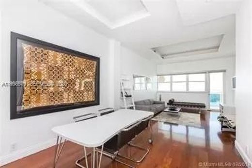 Жилой комплекс, Майами-Бич, Miami-Dade County