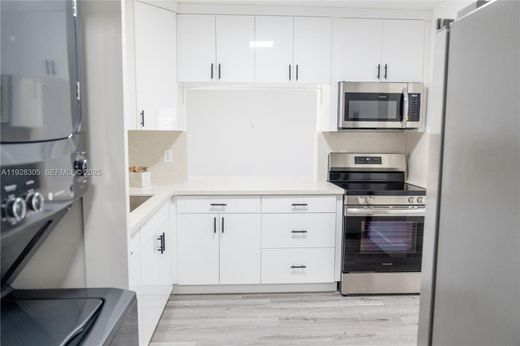 Villa Lauderhill, Broward County