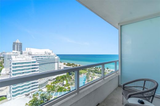 Residential complexes in Miami Beach, Miami-Dade