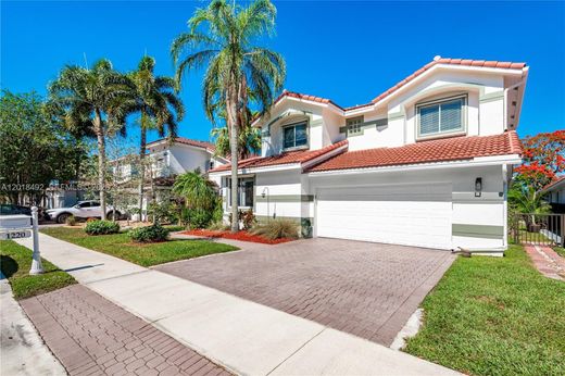 Villa in Pembroke Pines, Broward County