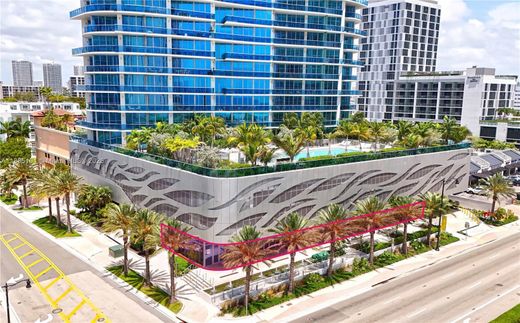 Sunny Isles Beach, Miami-Dade Countyのアパートメント・コンプレックス