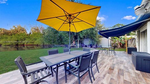 Willa w Hollywood, Broward County