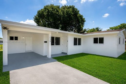 Villa in Lauderhill, Broward County