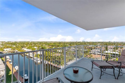 Residential complexes in Fort Lauderdale, Broward County