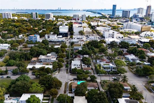 Willa w Miami, Miami-Dade County