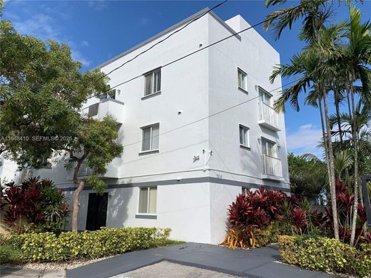 Complesso residenziale a Miami, Miami-Dade County