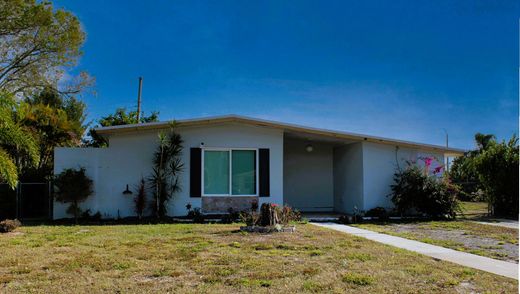 Villa in Port Saint Lucie, Saint Lucie County