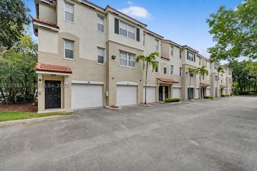 Complexos residenciais - Coral Springs, Broward County
