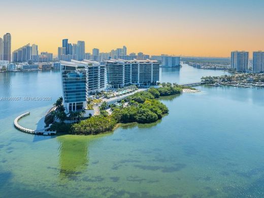 Residential complexes in Aventura, Miami-Dade