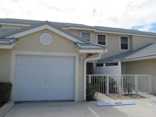 Townhouse in Palm Beach Gardens, Palm Beach