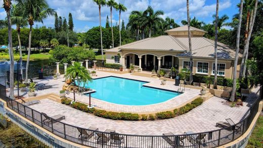 Residential complexes in Royal Palm Beach, Palm Beach