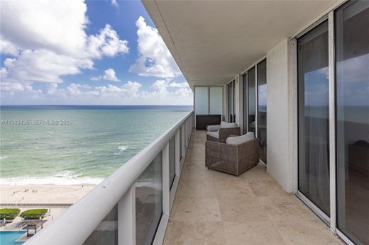 Complexes résidentiels à Hallandale Beach, Comté de Broward