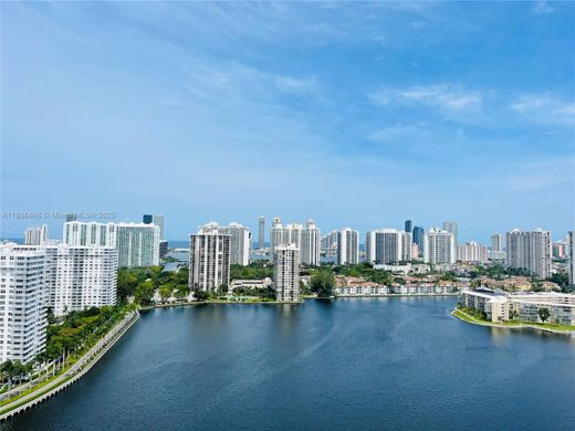 Residential complexes in Aventura, Miami-Dade