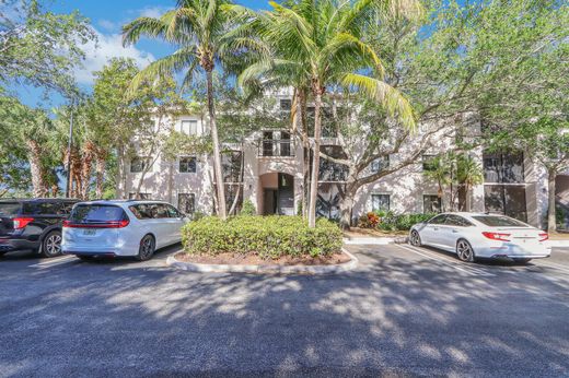 Residential complexes in Palm Beach Gardens, Palm Beach