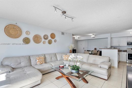 Residential complexes in Miami, Miami-Dade