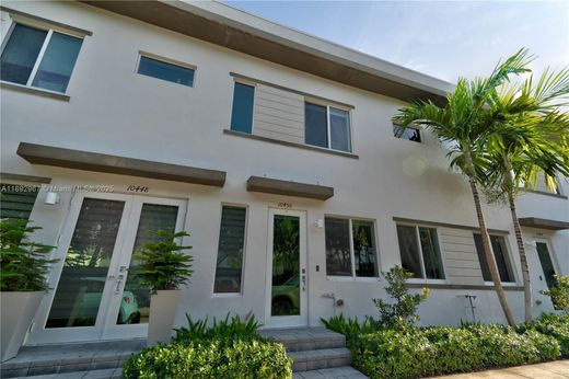 Şehir evi  Doral, Miami-Dade County