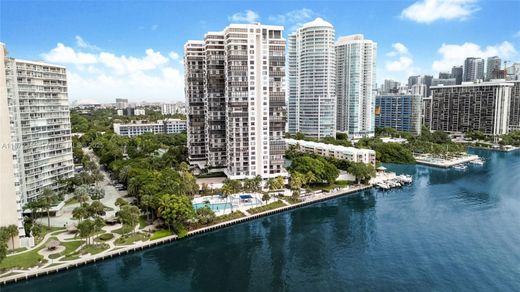 Komplex apartman Miami, Miami-Dade County