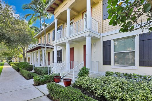 Townhouse in Jupiter, Palm Beach