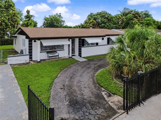 Villa in Miami Gardens, Miami-Dade