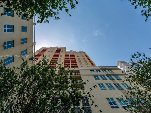 Complesso residenziale a Miami, Miami-Dade County