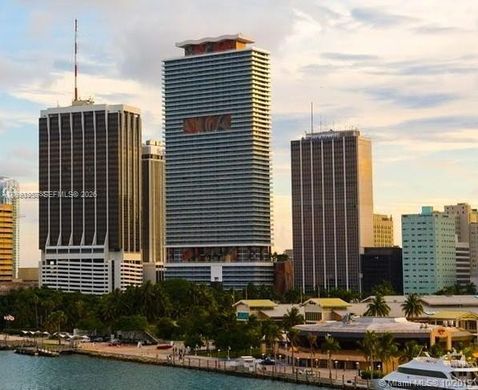 Residential complexes in Miami, Miami-Dade